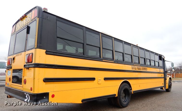 image for item GE9125 2007 Freightliner Thomas school bus