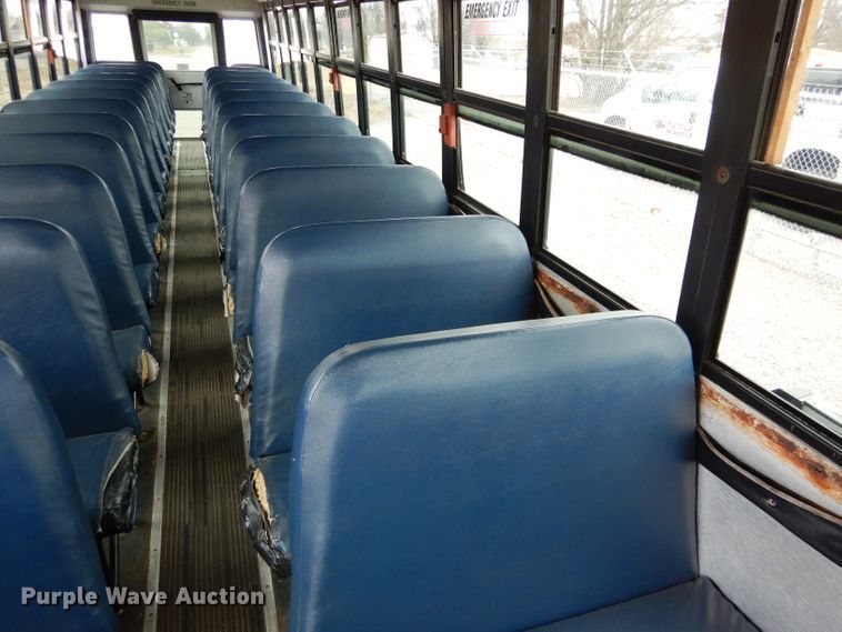 image for item GE9125 2007 Freightliner Thomas school bus