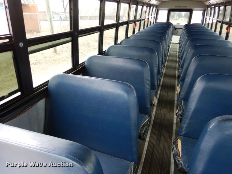 image for item GE9125 2007 Freightliner Thomas school bus