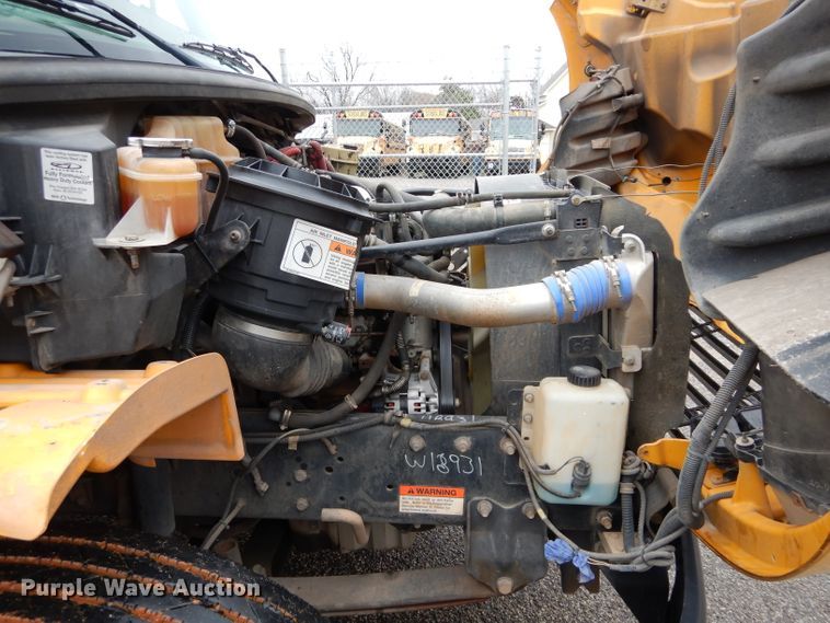 image for item GE9125 2007 Freightliner Thomas school bus