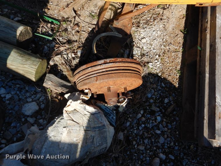 image for item GE9135 Brooms parts