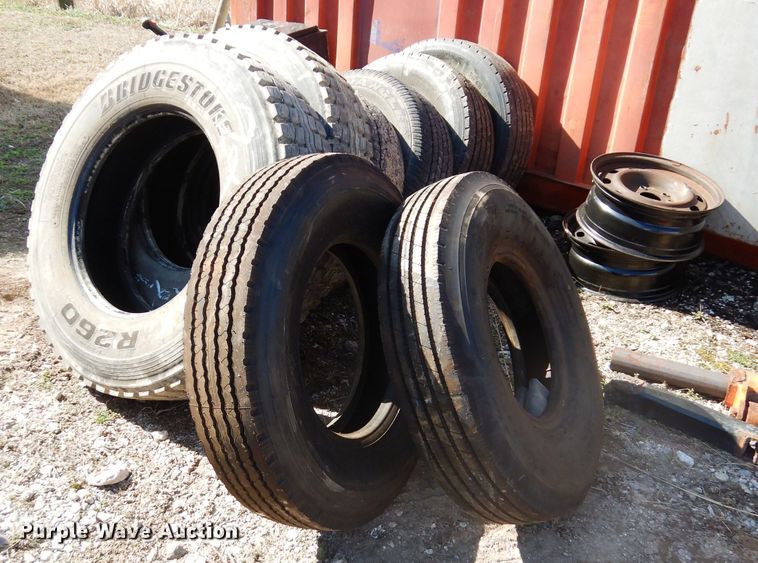 image for item GE9136 Tires and wheels
