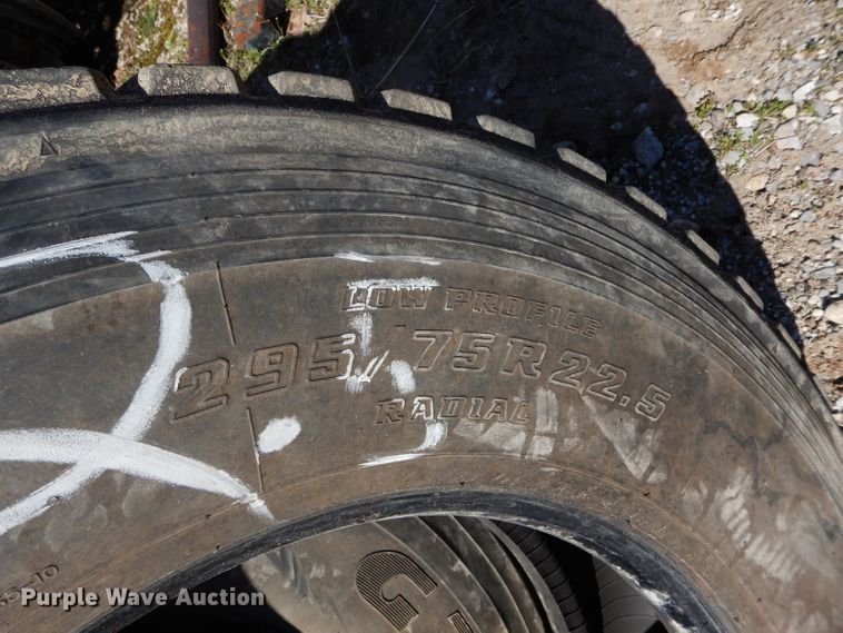 image for item GE9136 Tires and wheels