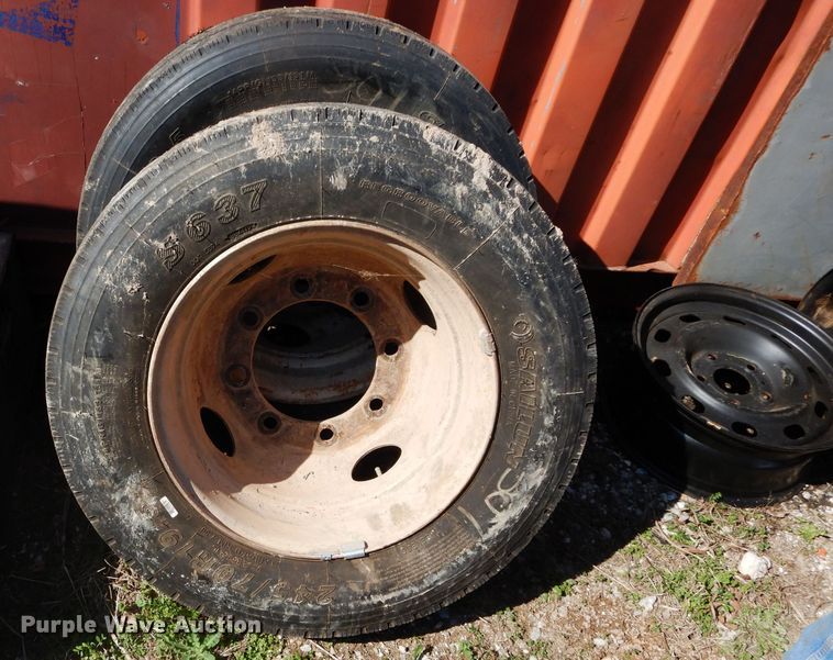 image for item GE9136 Tires and wheels
