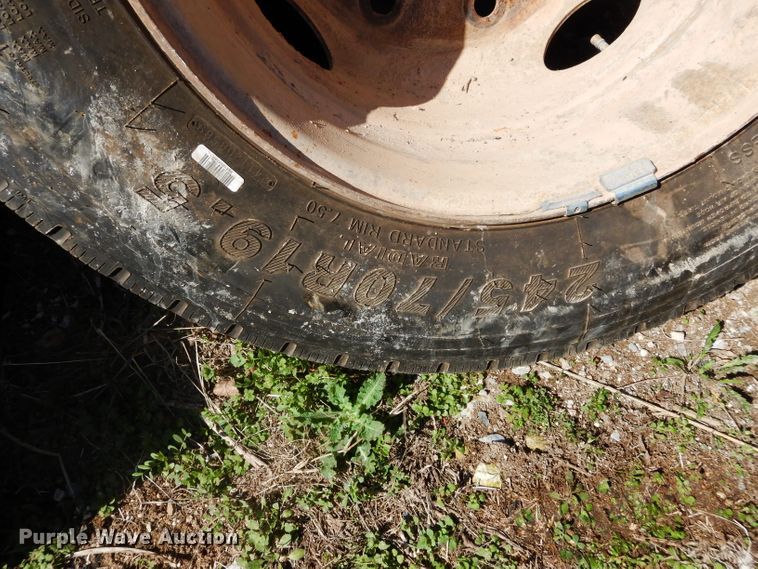 image for item GE9136 Tires and wheels