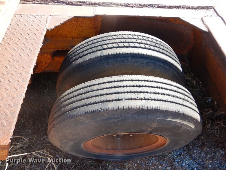 image for item GE9140 1973 Load King CS252 drop deck equipment trailer