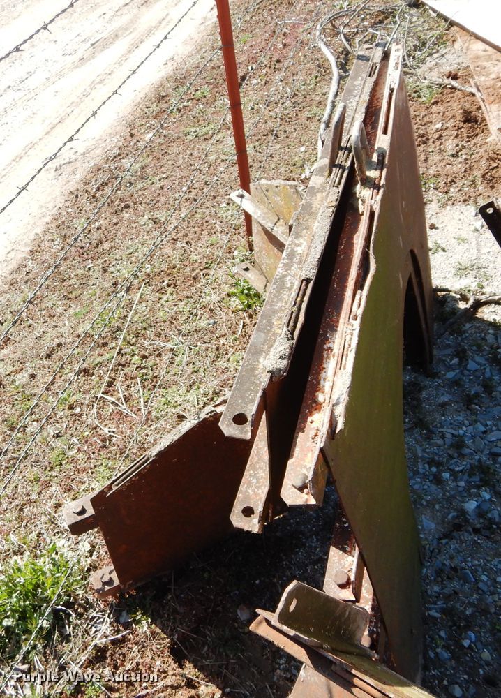 image for item GE9142 (4) concrete forms