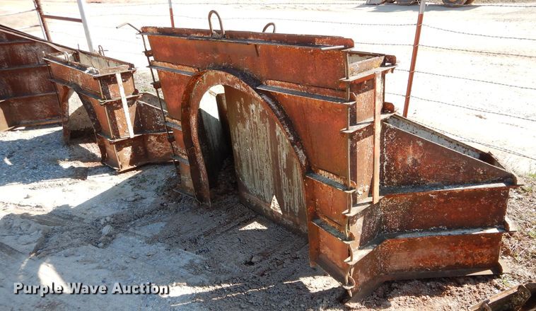 image for item GE9142 (4) concrete forms