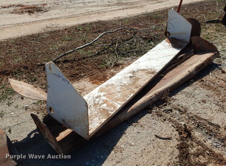 image for item GE9143 Rear aprons