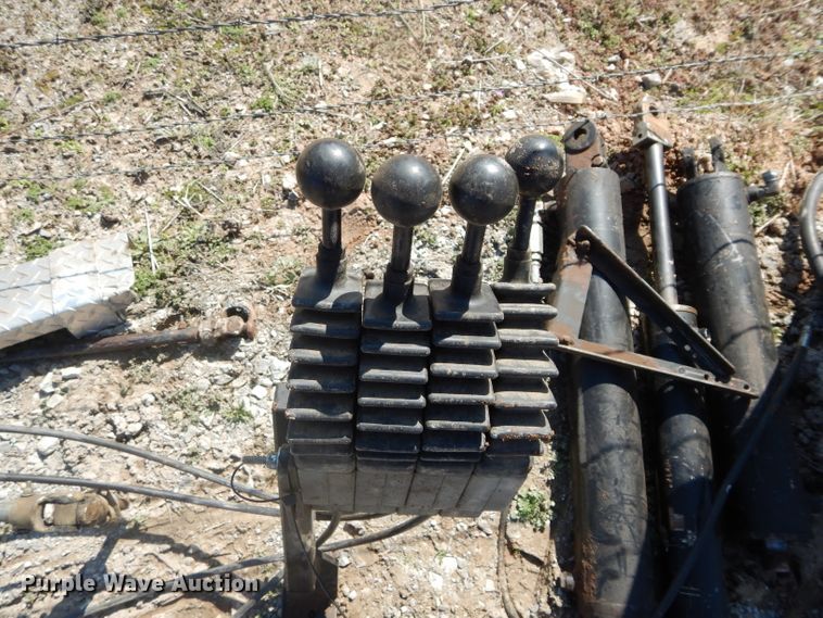 image for item GE9148 Diamond side boom mower parts