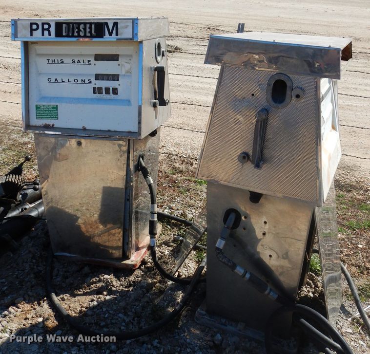 image for item GE9149 (2) fuel pumps