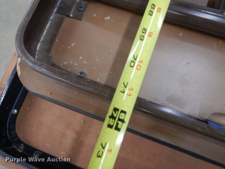 image for item GG9553 Approximately 29 tables