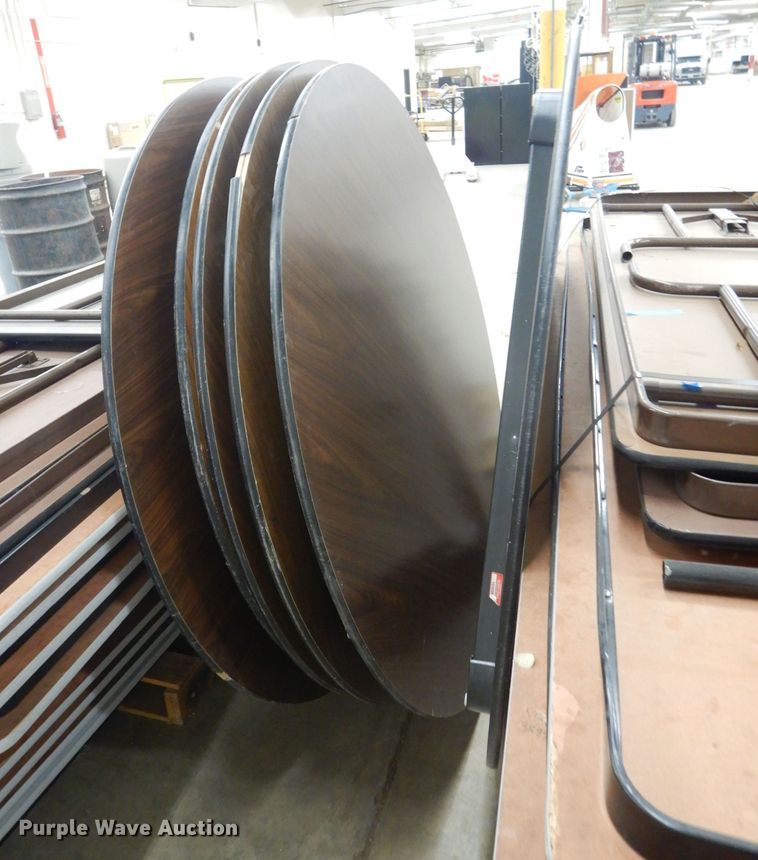 image for item GG9553 Approximately 29 tables