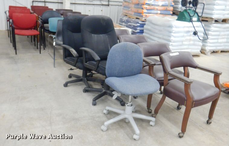 image for item GG9554 Approximately 20 chairs