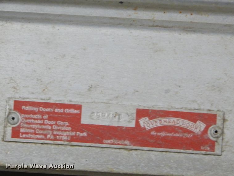 image for item GG9555 Overhead garage door