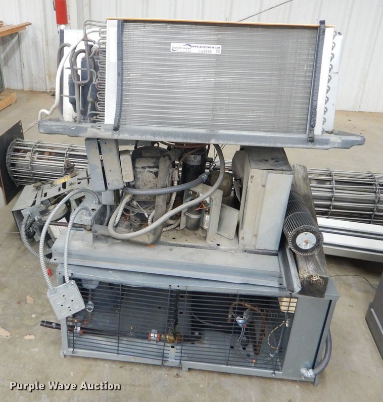 image for item GG9556 Approximately 12 AC units