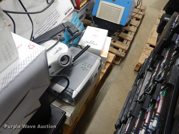 image for item GG9557 Office supplies and equipment