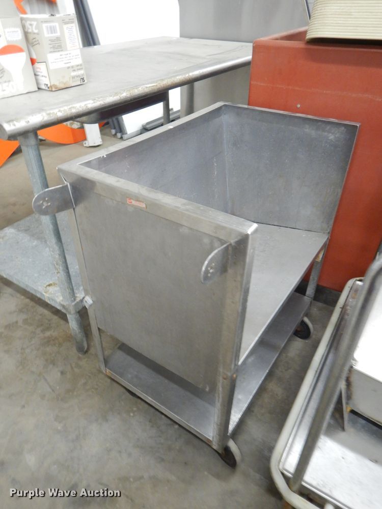 image for item GG9562 Kitchen supplies and equipment