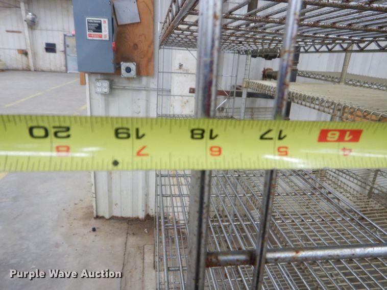 image for item GG9566 Metal shelving