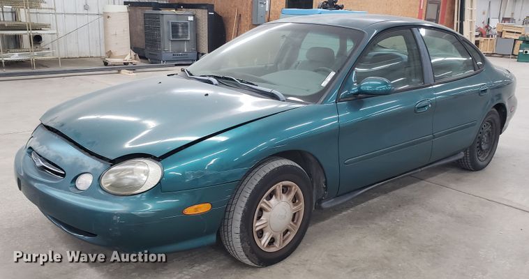 image for item GG9569 1998 Ford Taurus SE