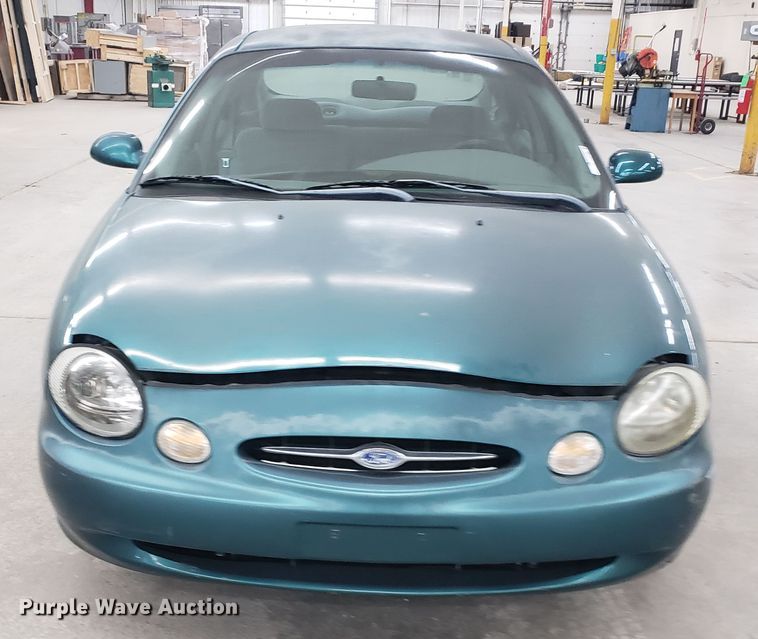 image for item GG9569 1998 Ford Taurus SE