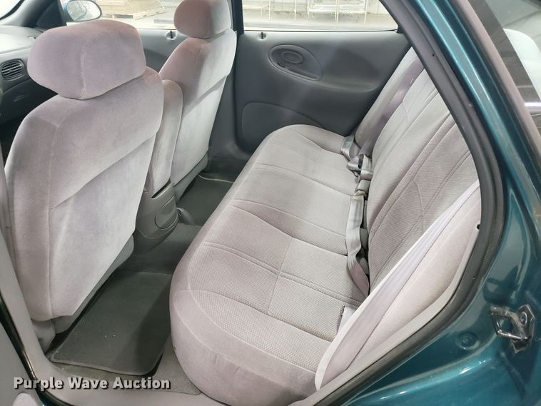 image for item GG9569 1998 Ford Taurus SE