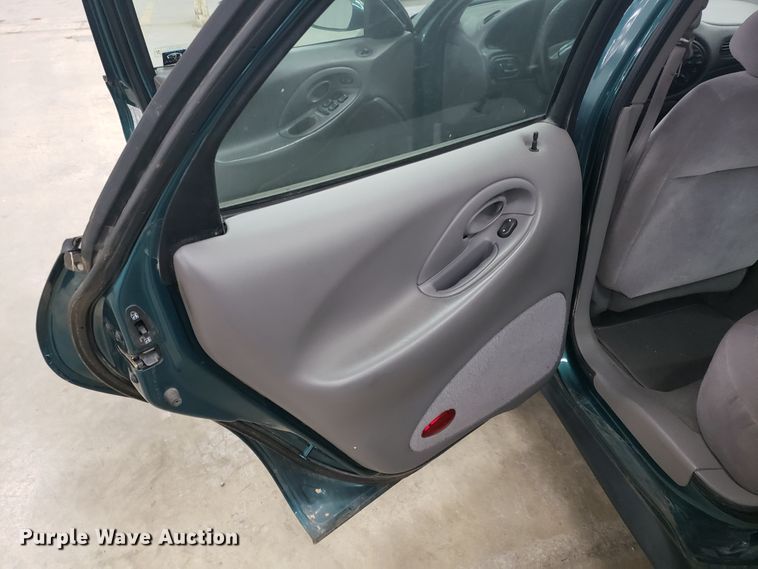 image for item GG9569 1998 Ford Taurus SE