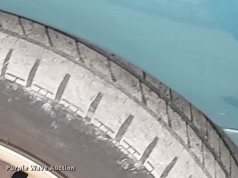 image for item GG9569 1998 Ford Taurus SE