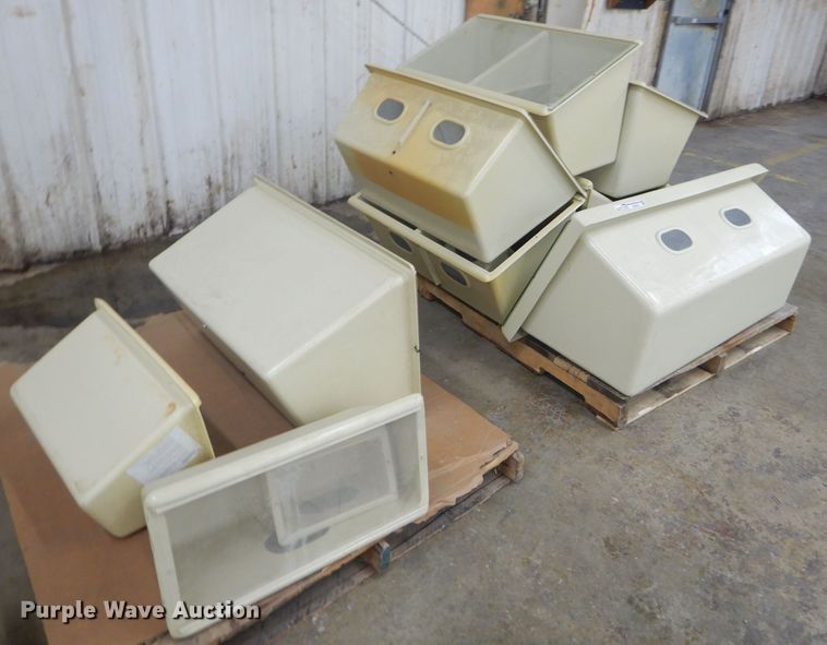 image for item GG9571 (10) snake enclosures