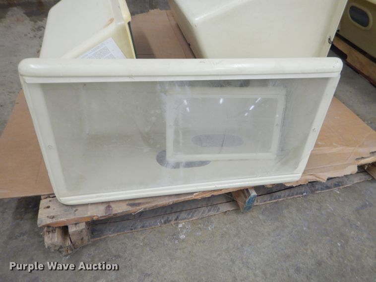 image for item GG9571 (10) snake enclosures