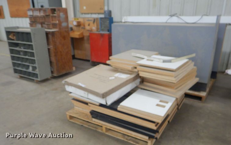 image for item GG9573 Storage units