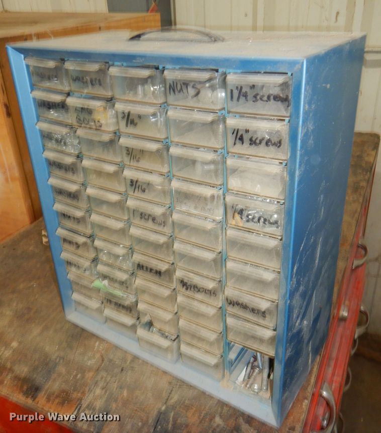 image for item GG9573 Storage units