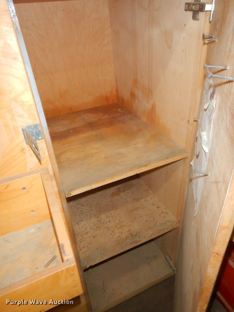 image for item GG9573 Storage units