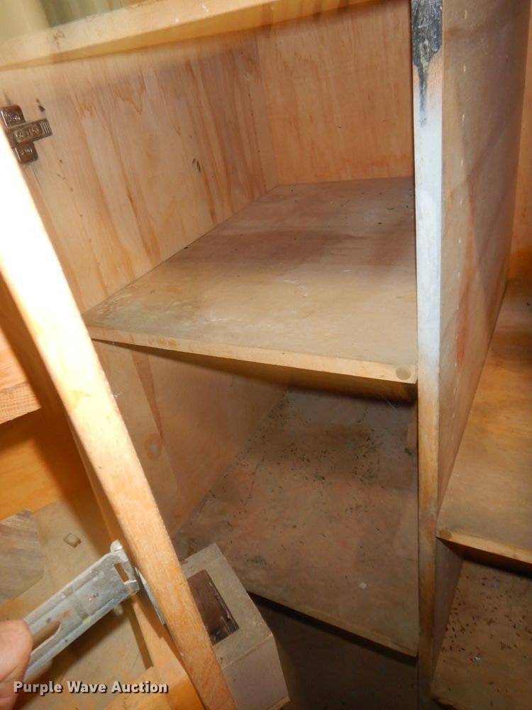 image for item GG9573 Storage units