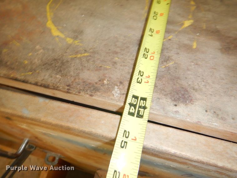 image for item GG9573 Storage units