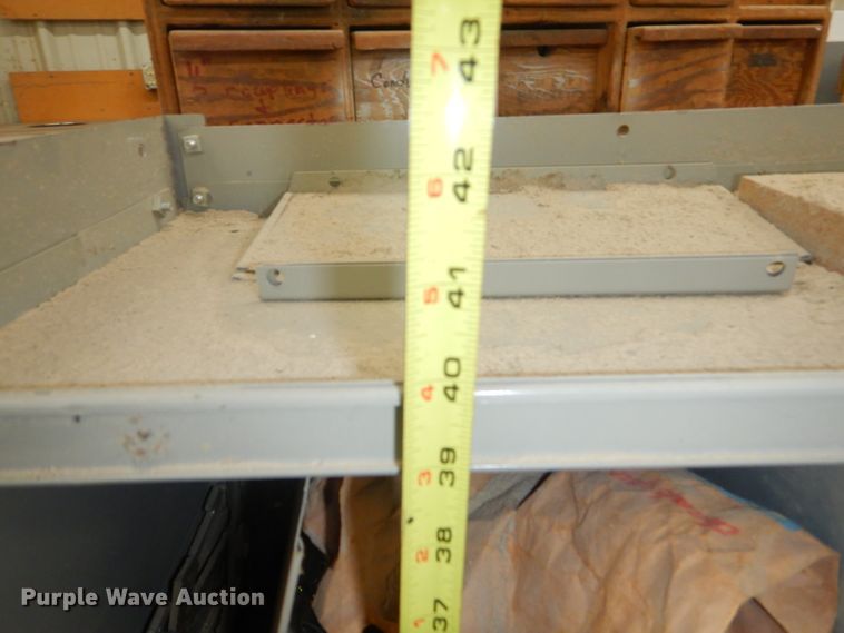 image for item GG9573 Storage units