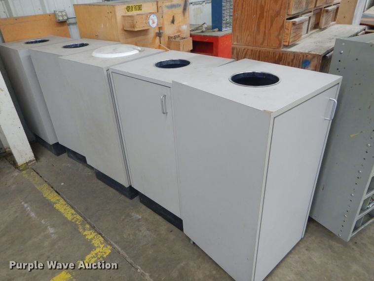 image for item GG9573 Storage units