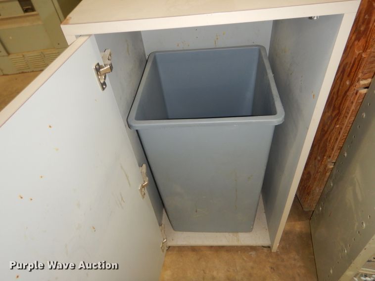 image for item GG9573 Storage units