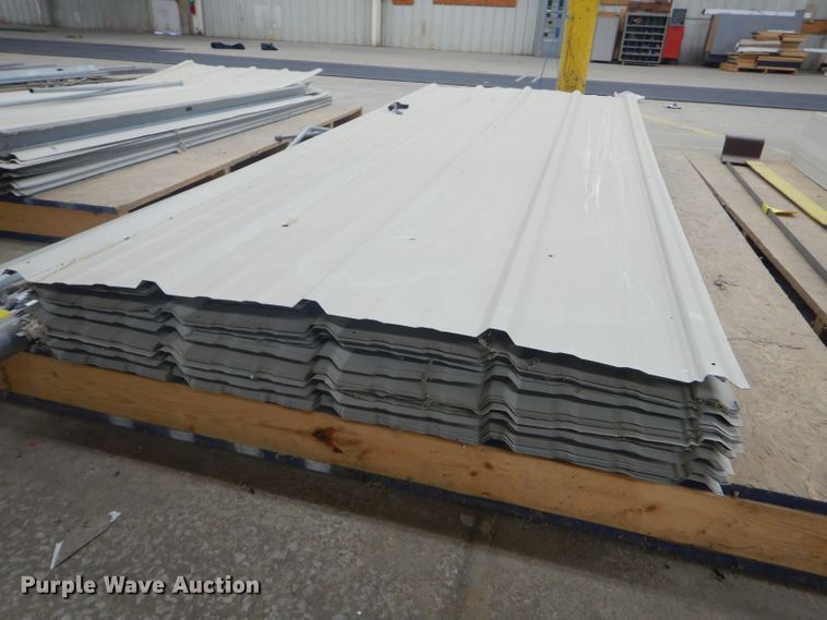 image for item GG9574 Approx. 102 pieces of sheet metal