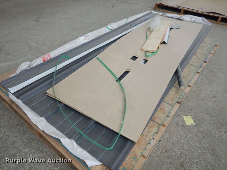 image for item GG9574 Approx. 102 pieces of sheet metal