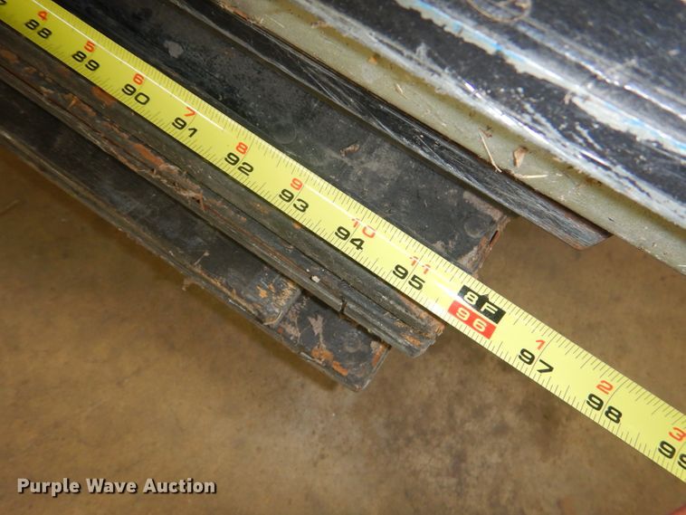 image for item GG9575 (4) stage pieces