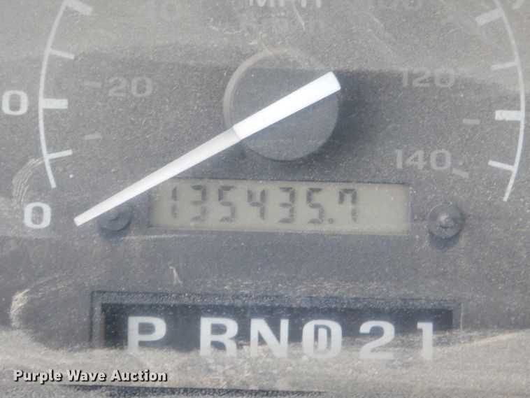 image for item GG9615 1994 Ford F150 pickup truck