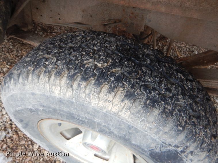 image for item GG9615 1994 Ford F150 pickup truck