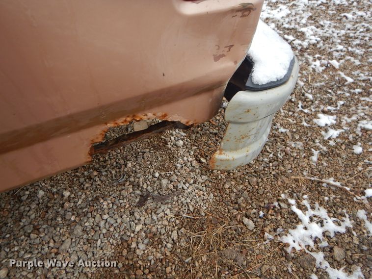 image for item GG9615 1994 Ford F150 pickup truck