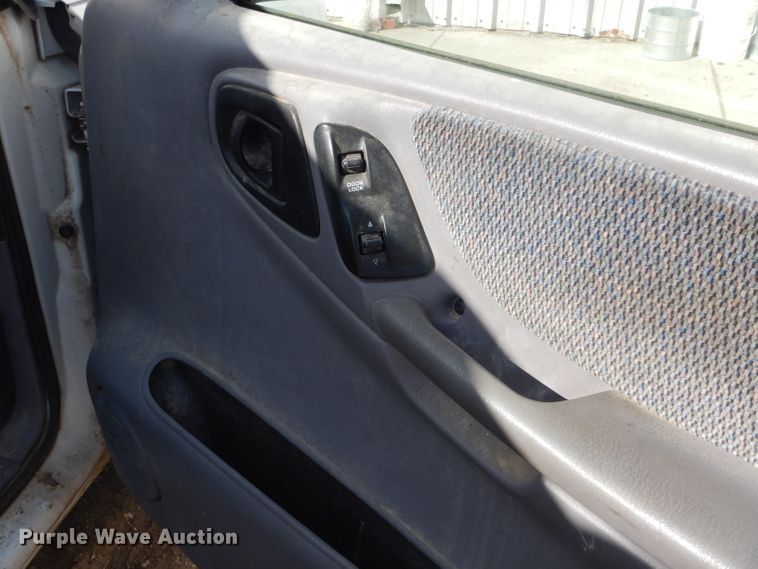 image for item GX9811 1998 Dodge Dakota SLT pickup truck