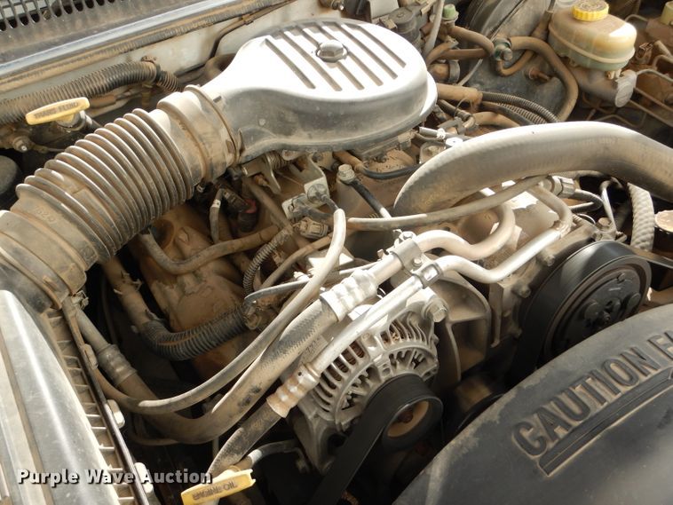 image for item GX9811 1998 Dodge Dakota SLT pickup truck