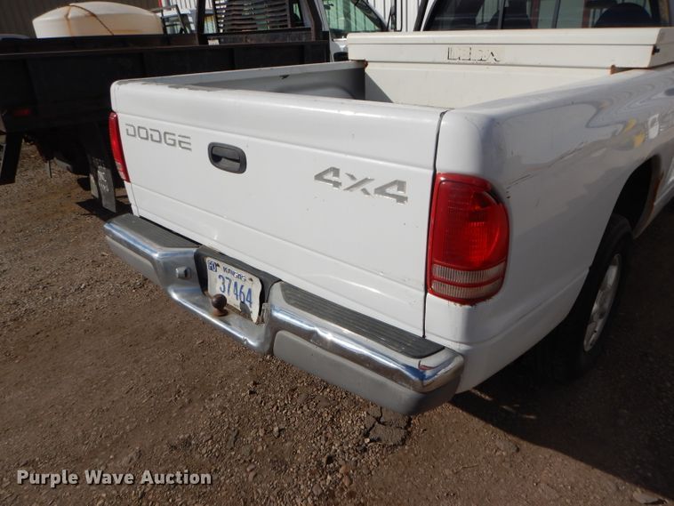 image for item GX9811 1998 Dodge Dakota SLT pickup truck