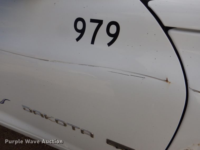 image for item GX9811 1998 Dodge Dakota SLT pickup truck