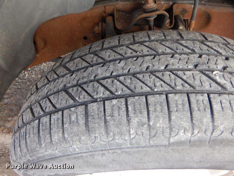 image for item GX9811 1998 Dodge Dakota SLT pickup truck