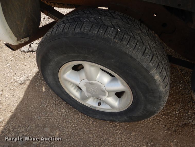 image for item GX9811 1998 Dodge Dakota SLT pickup truck